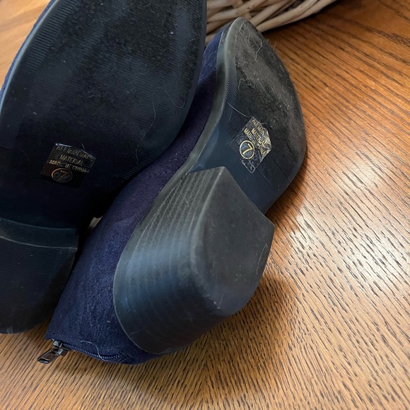 Booties size 7 brand name Soda - Picture 2 of 7